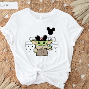 Camisa de Star Wars, camisa Baby Yoda, camisa de Star Wars Disney, camisa de Mickey Balloon, camisa de orejas de Disney, camisa de globo de Disney, camisa de Disneyland
