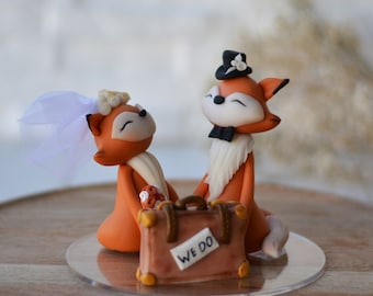 Wedding Cake Fox Cake Decorations, Fox Figurines for Enchanted Woodland Cake, Polymer clay fox