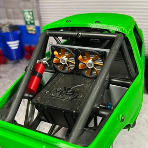1/10 pennen capra radiator, brandblusser en motorkap