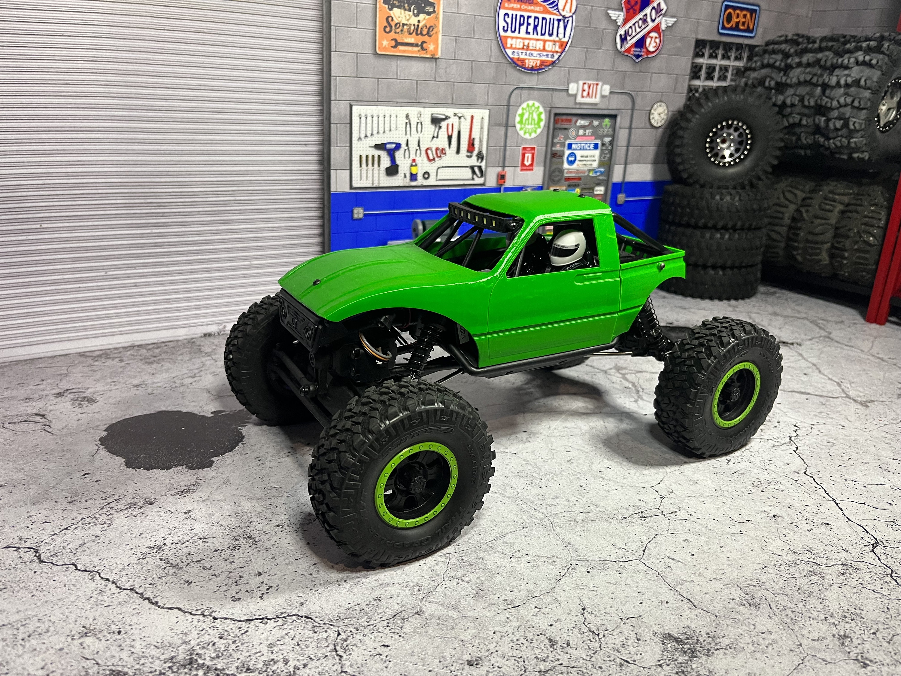 アキシャル　レイス Axial WRAITH [レイス] 4WD ロックレーサー RTR！ [予約
