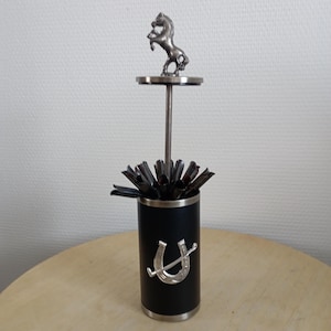 Oggetto decorativo vintage//distributore di sigarette//cavallo