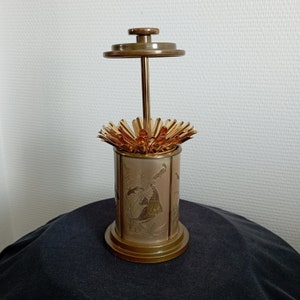 Vintage decorative object//cigarette dispenser//office cigarette holder