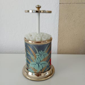 Vintage decorative object//cigarette dispenser//cigarette display