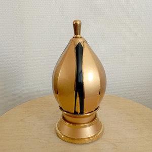 Vintage decorative object//lotus flower cigarette dispenser//cigarette display