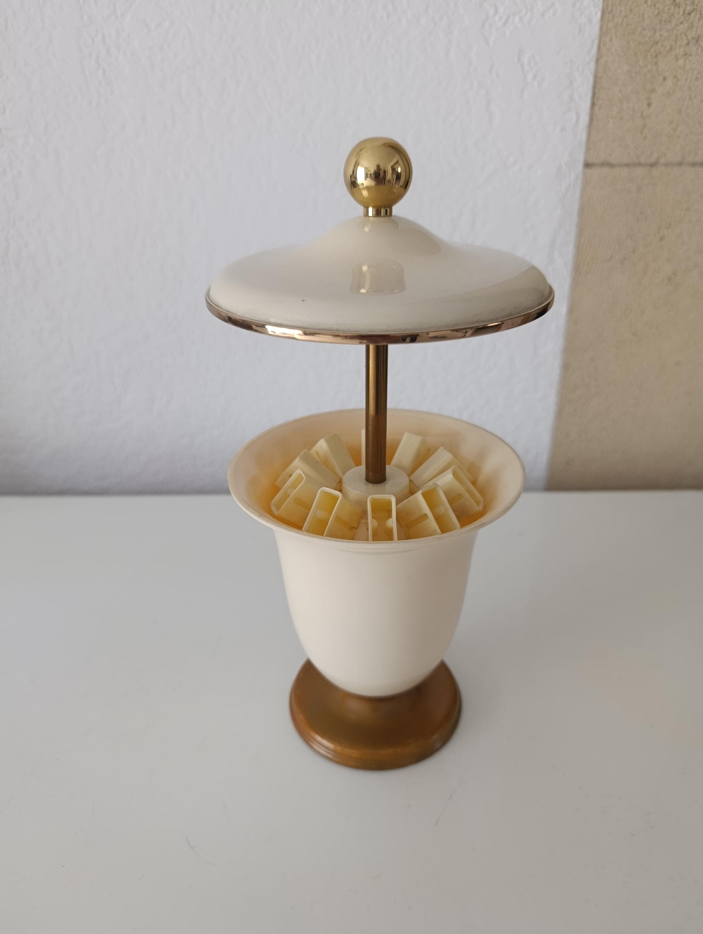 Cigarette dispenser vintage - Etsy 日本