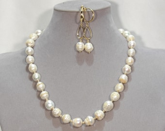 Choice of Edison Cultured Pearl Necklace and Earring Sets