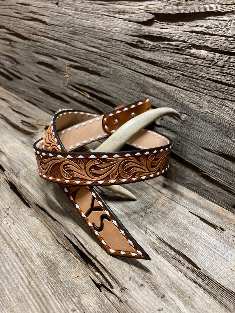 Ladies Floral Tooled Leather Belt