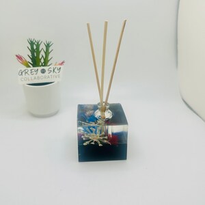 Immersed Flowerbed Mini Scented Oil Diffuser | Epoxy Resin Reed ...