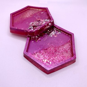 Pink Glitter Goddess epoxy resin coaster set | Multi-pour resin coaster | Elegant glitter coaster | Glitter lovers coaster set |