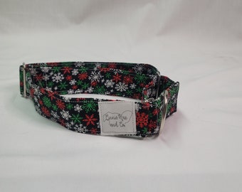 Snowflakes- red, green and white dog collar - Adjustable Dog Collar - Martingale Collar or Traditional Buckle Collar - Holiday Collar