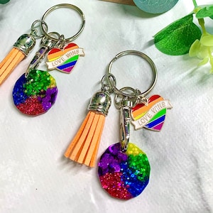 プライドレインボー樹脂トロリートークン // LGBQT、ロッカーコイン、平和、トロリーコイン、便利なギフト