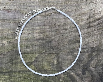 White Seed Bead Necklace, Minimalistic Choker, Seed Bead Necklace, Beaded Jewellery, White Choker, White Necklace, Glass Seed Bead Choker