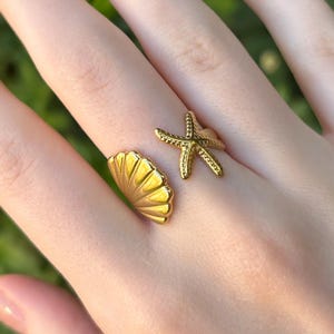Stainless Steel Gold Seashell and Starfish Adjustable Ring, Starfish Ring, Seashell Ring, Shell Ring, Beach Jewellery, Beachy Ring,