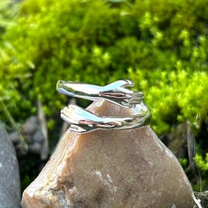 Bague mains réglable argentée, bague de câlin, bague mains, bijoux pour les mains, bague enveloppante, bague mains emballées, bague de l'amitié, amitié