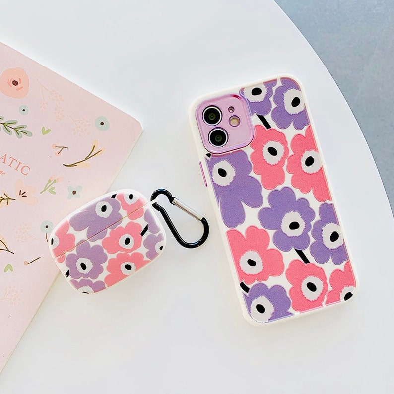 anti-slip protective case compatible withvAirPods 1&2 AirPods Pro Anti-shock floral heart pattern