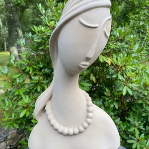 Rare Haeger Figural Bust Lady With Pearls Post Modern Art Deco Cubist Design
