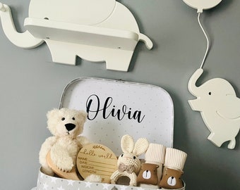 Luxury Newborn Gift Set - Personalized Baby Shower Present - Unisex Baby Arrival Box
