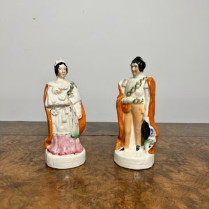 Staffordshire figure - Etsy 日本