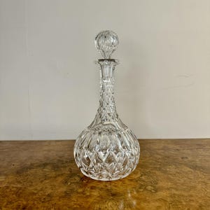 Wonderful quality antique Edwardian cut glass decanter