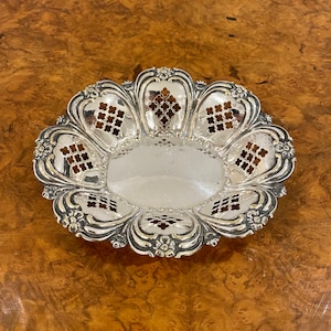 Antique Edwardian Quality Ornate Silver Plated Dish