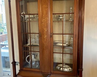 Quality Antique Edwardian Mahogany Inlaid Display Cabinet