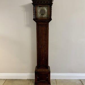 Fine Quality antique Oak 8 Day Chiming Grandmother Clock