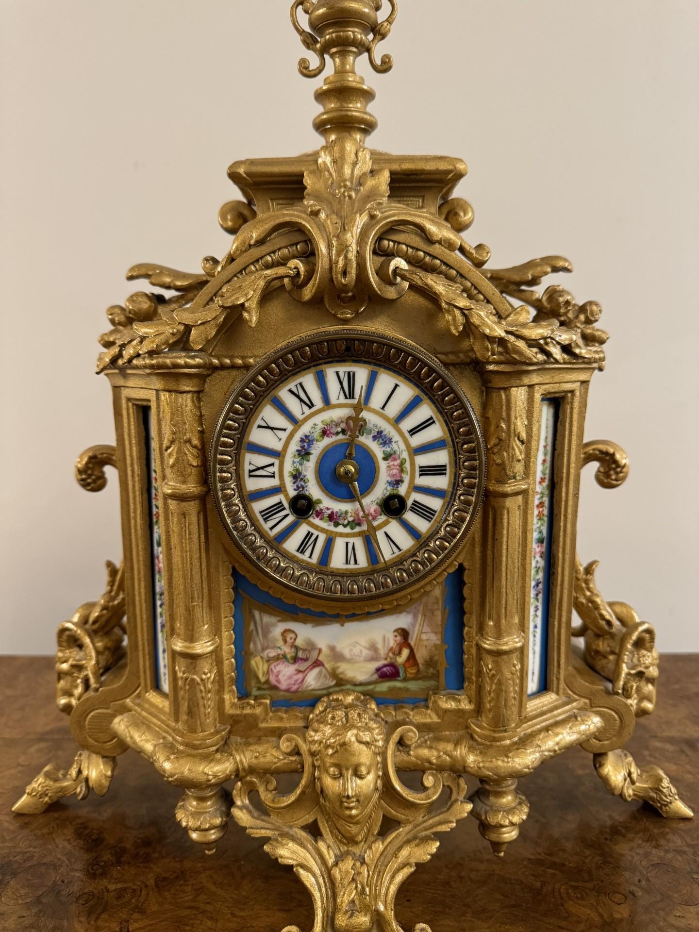 Elegant Quality 19th Century French Gilt Metal and Porcelain Clock