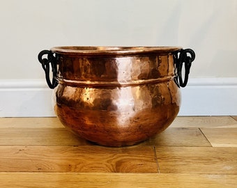 Gran olla de cobre antigua de calidad Jorge III