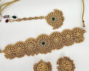 Indian Antique Gold Finish Choker Necklace With Tikka Set Bollywood Style Emerald Stone Traditional South Indian Bridal Wedding Gift For Her