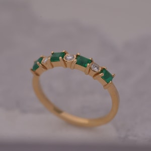 Natural Colombian Emerald Stackable 14k Yellow Gold Band with Round Brilliant Natural Diamonds
