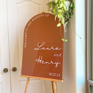 Welcome Wedding Sign, Arch Acrylic Painted Sign, Special Event Sign, Custom Acrylic Sign, Personalized Wedding Sign, Neutral & Modern Sign