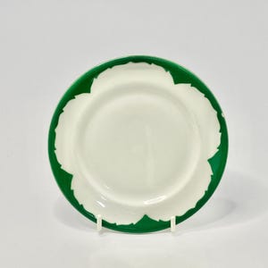 Shenango Vintage 5-1/2 inch "Everglades Green Wave" Bread and Butter Plate.
