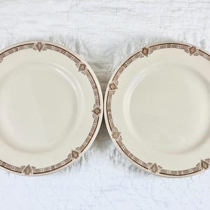 Set of 2 Vintage 1950&#39;s Sterling China 7&quot; Restaurant Ware Plates in the &quot;Elite&quot; Pattern.