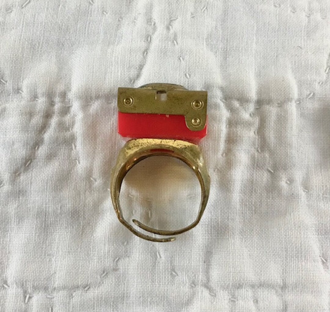 Vintage 1949 Sky King Magni-glow Writing Ring From Peter Pan - Etsy