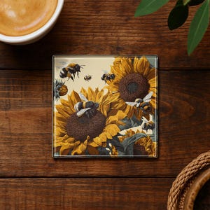 Honeybee & Sunflower Glass Coaster – Illustrated Nature Drink Coaster, Bee Lover Gift, Botanical Home Decor