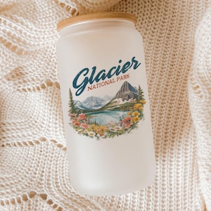 Glacier National Park Glass Tumbler – Mountain Landscape, Alpine Lake, Wildflower Scene, Nature Lover Gift, Scenic Drinkware