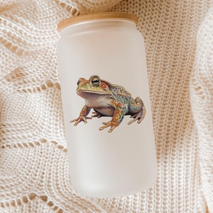 African Bullfrog Glass Tumbler: Wildlife Art Drinkware with Bamboo Lid