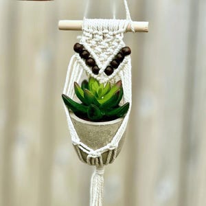 Mini Macrame Plant Hanger & Scent Diffuser, Faux Plant Boho Car Charm, Small Space Aromatherapy Decor For Plant Lovers, Small Room Freshener
