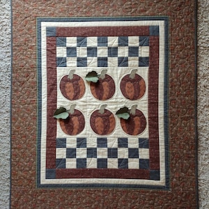Harvest / Autumn / Fall Pumpkins! Quilted Wall Hanging / Lap Quilt - Thimbleberries 2004 Club Pattern - 36.5&quot; x 44&quot;