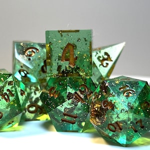 Handmade  “Blessing of Sylvanas” Sharp Edge Dice Set for RPG TTRPG, Dungeons & Dragons/Pathfinder