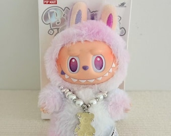 Auténtico collar de oso Labubu hecho a mano personalizado