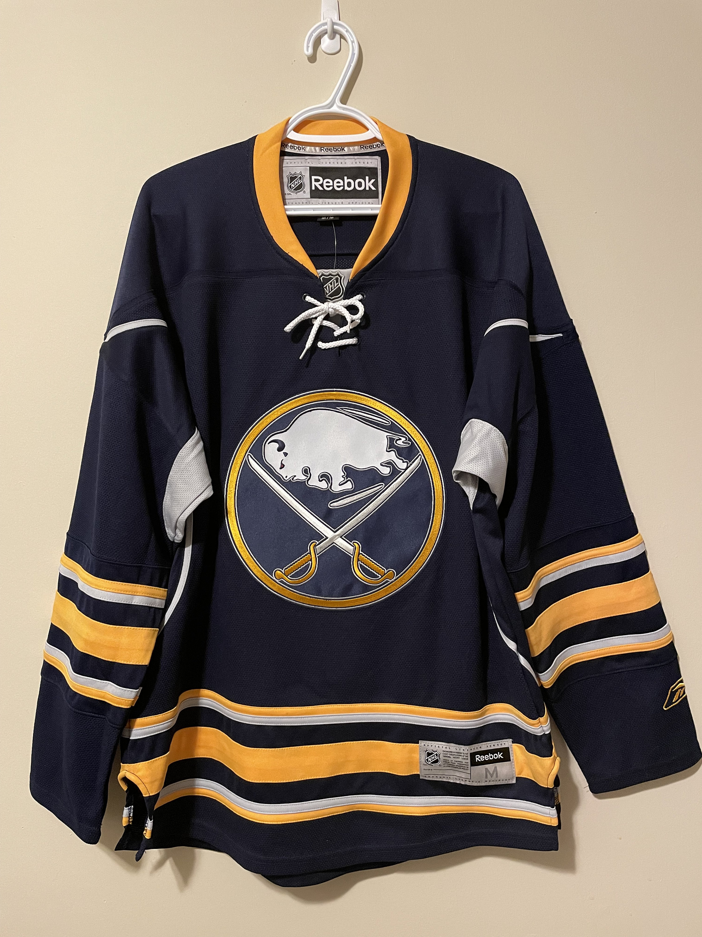 Personalized Buffalo Sabres 80s 90s Away Vintage NHL Throwback