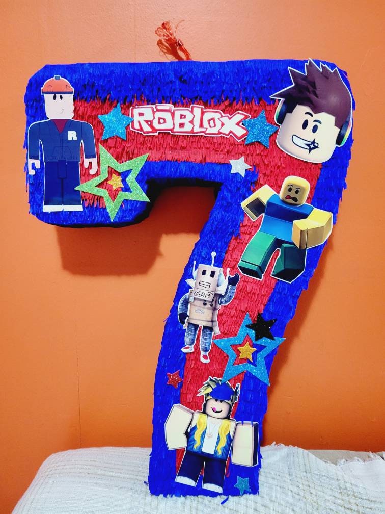 Girls Roblox Pinata Happy Birthday -  Portugal