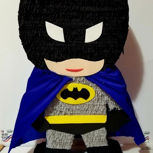 Batman pinata 2024