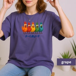 Comfort Colors F-CAW-F Kyckling Lila Skjorta | Vintage Mjuk Fjäderfäfarmströja För Damer, Farm Life Flocktröja, Roliga Mors Dag-kläder