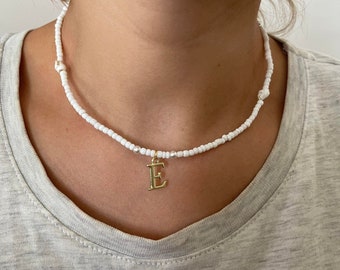 Custom personalised Initial necklace freshwater pearl shell choker necklace, Letter name Necklace, white seashell necklace, pearl necklace
