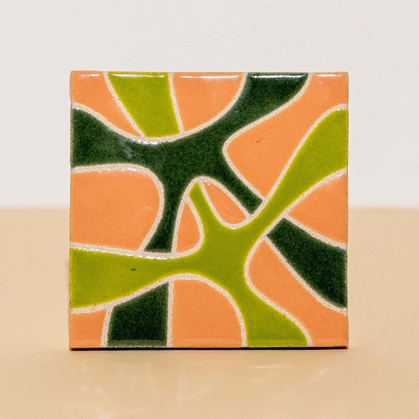 Carreaux de céramique peints à la main à la main avec motif asymétrique, comme sous-verre ou objet décoratif, 10,5 x 10,5 cm