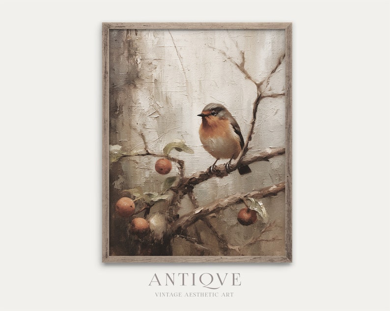 Puede incluir: Una pintura de un peque&ntilde;o p&aacute;jaro marr&oacute;n y gris posado en una rama con manzanas rojas. El fondo es de un marr&oacute;n y blanco apagados.