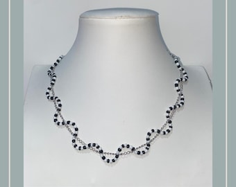 Collier inspiré de Beetlejuice