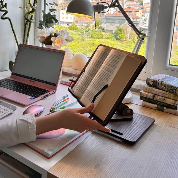 360 Grad verstellbarer Bücherständer & Laptopständer aus Holz, Kochbuchhalter, bestes Lesegeschenk, Einrichtung des Schreibtisches, Arbeit von zu Hause aus, Laptophalter